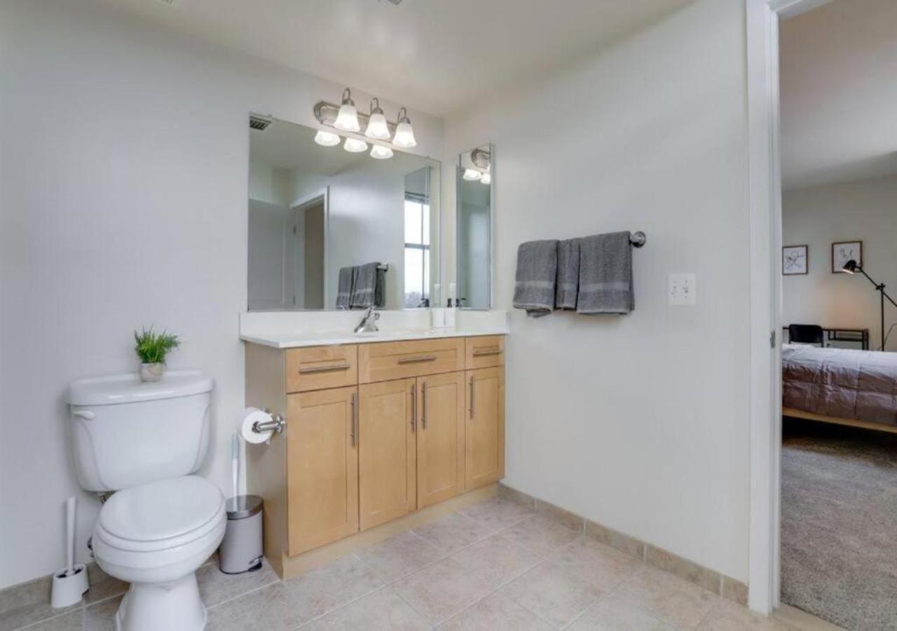 Splendid 2 Bedroom Condo At Pentagon City Arlington Eksteriør bilde